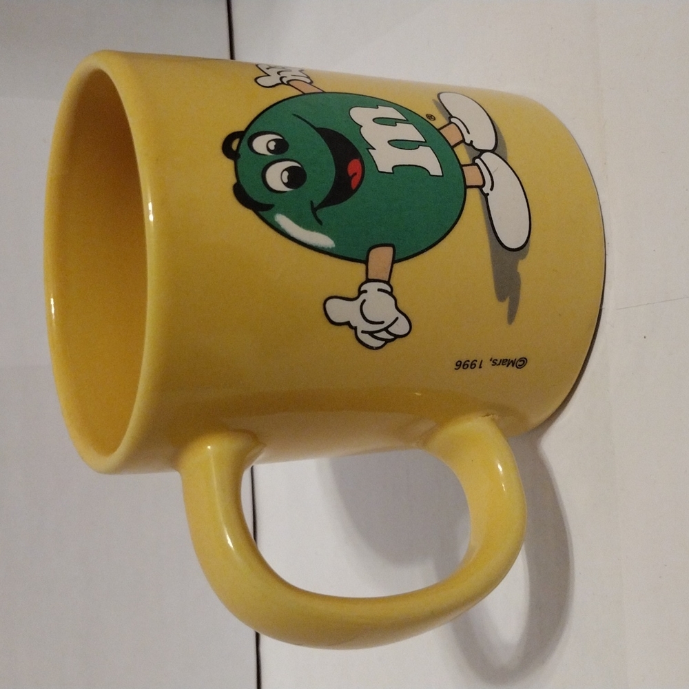 M&M mug vintage 1996